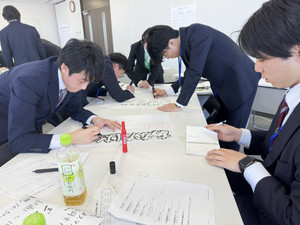 Fb9ee78ccd04438198c6327c99051c22